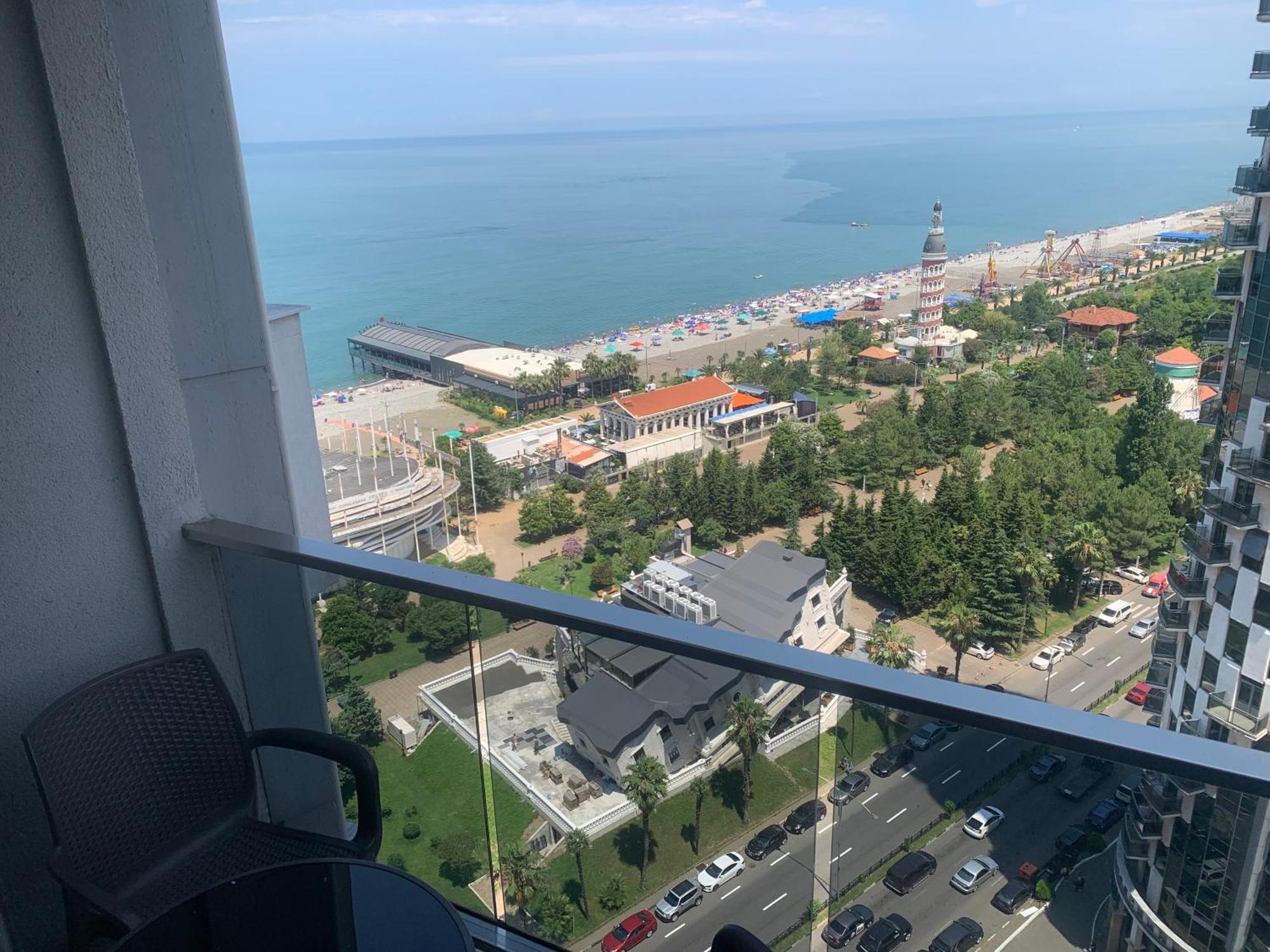 Orbi Sea Towers Apart Hotel Batumi Exterior photo